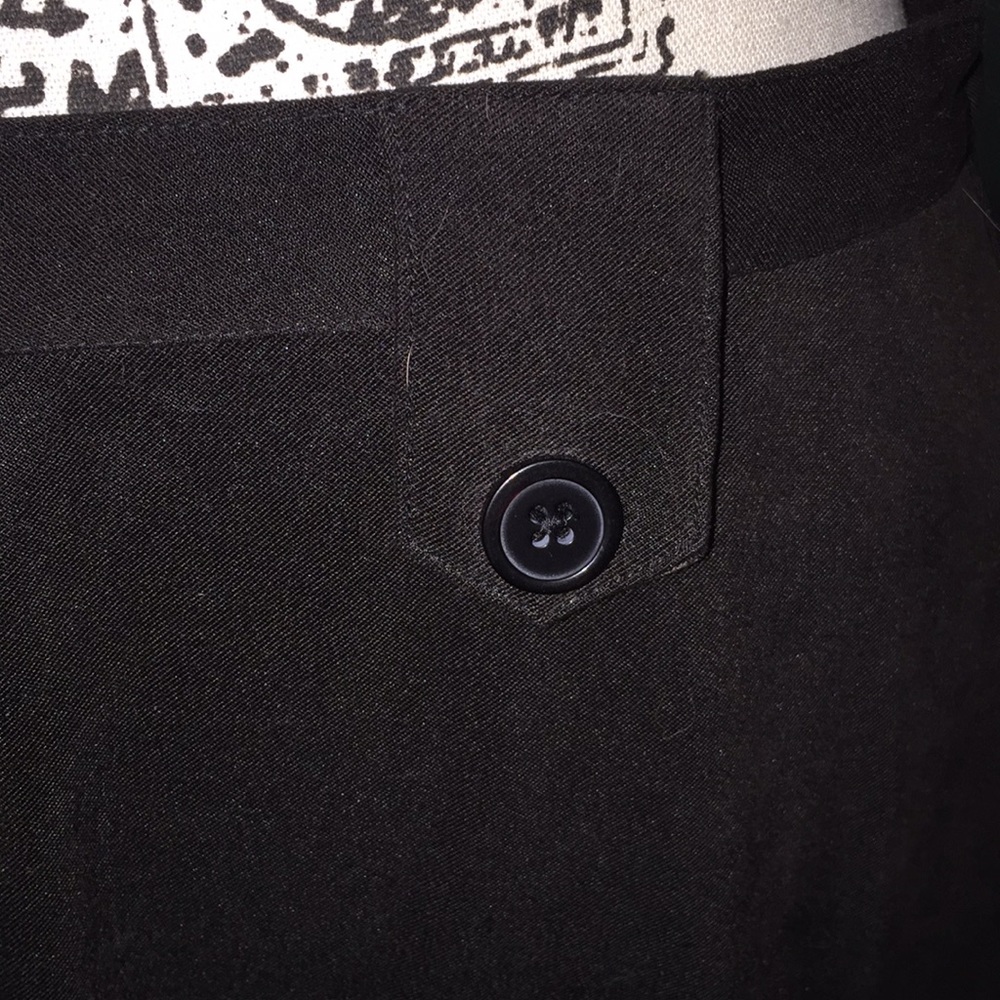 Skirt - Picture 2 of 4